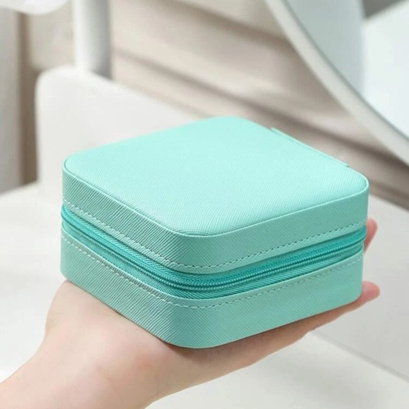 Zippered Jewelry Box Travel Storage Emerald Green, Dusty Pink, Black, Teal - Picture 12 of 16